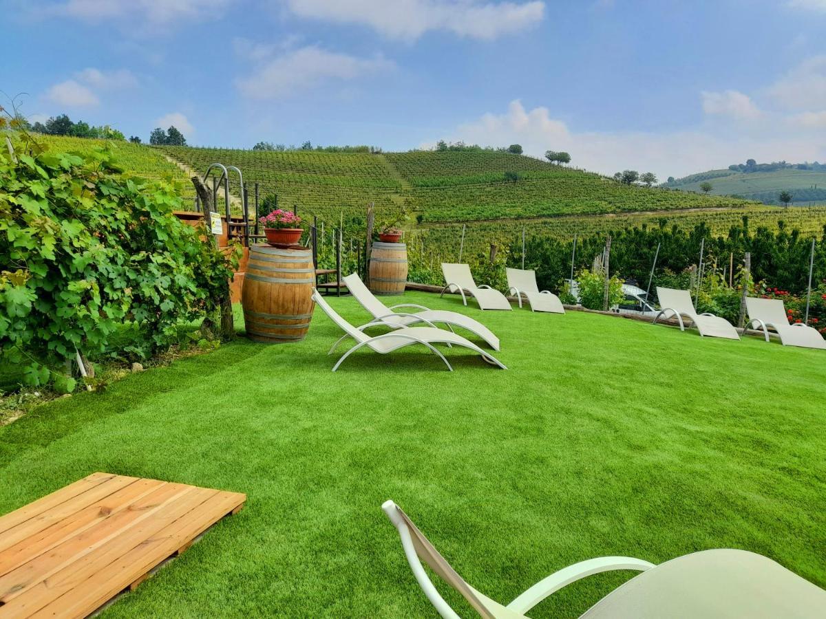 Madama Langa Country House Con Piscina Nelle Vigne Montelupo Albese Eksteriør bilde