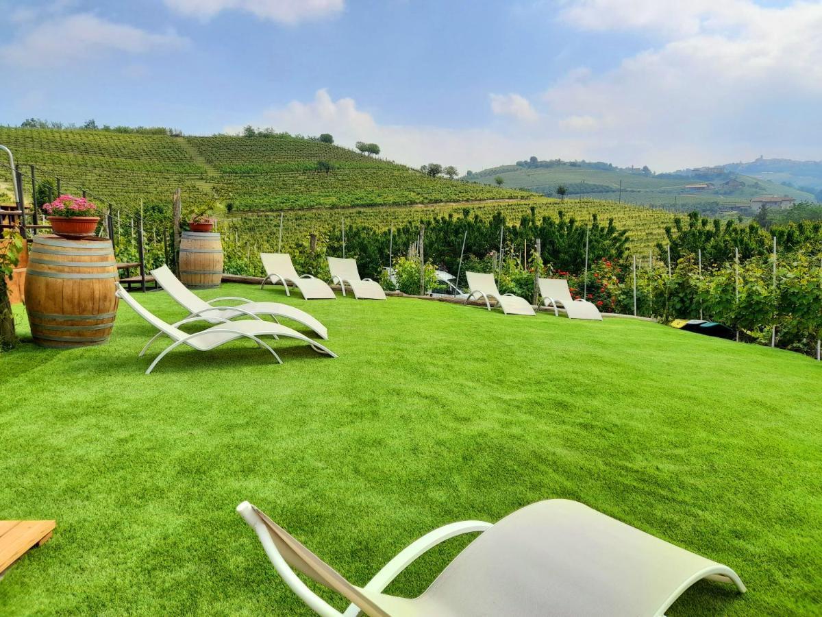 Madama Langa Country House Con Piscina Nelle Vigne Montelupo Albese Eksteriør bilde