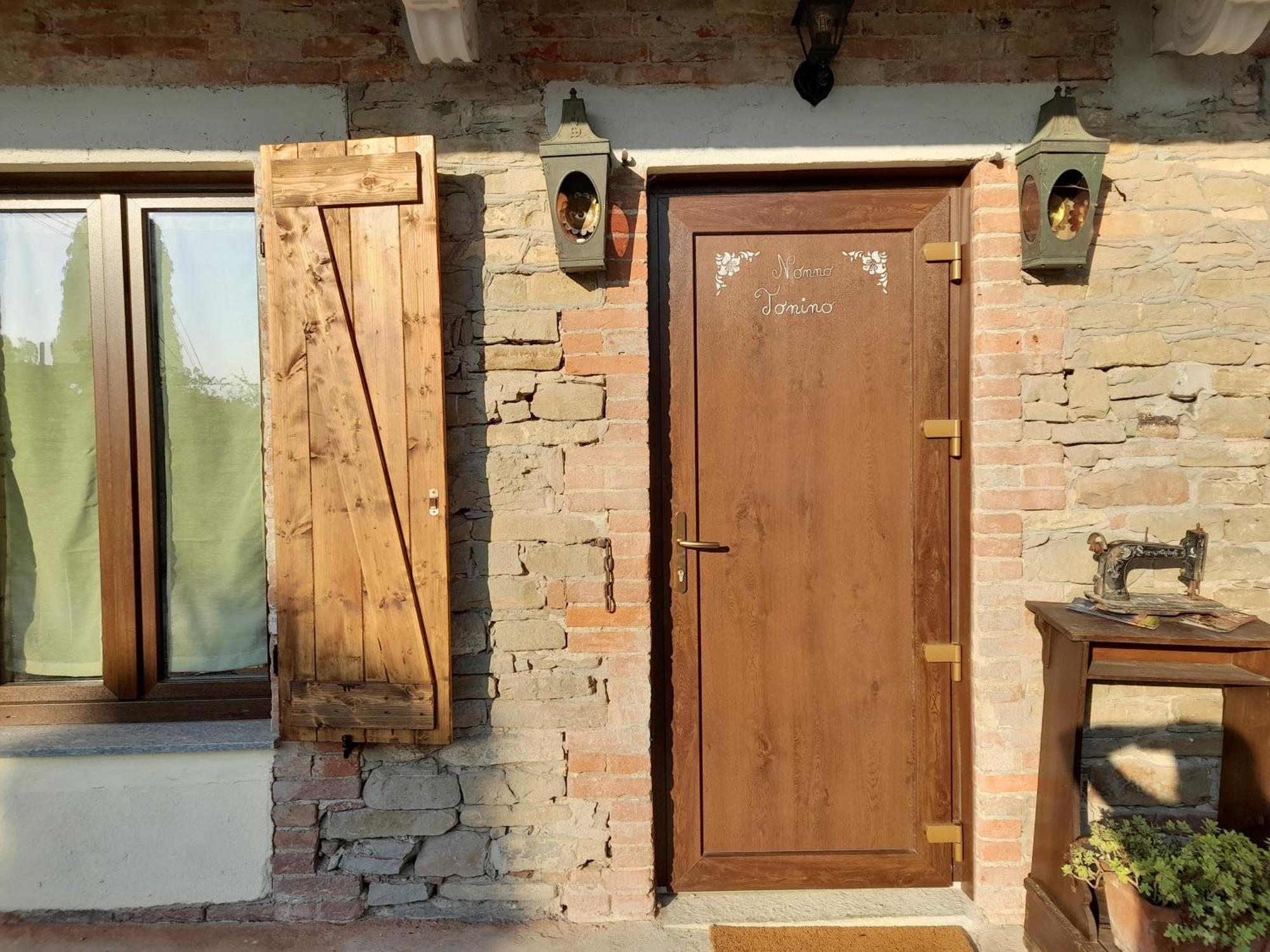 Madama Langa Country House Con Piscina Nelle Vigne Montelupo Albese Eksteriør bilde