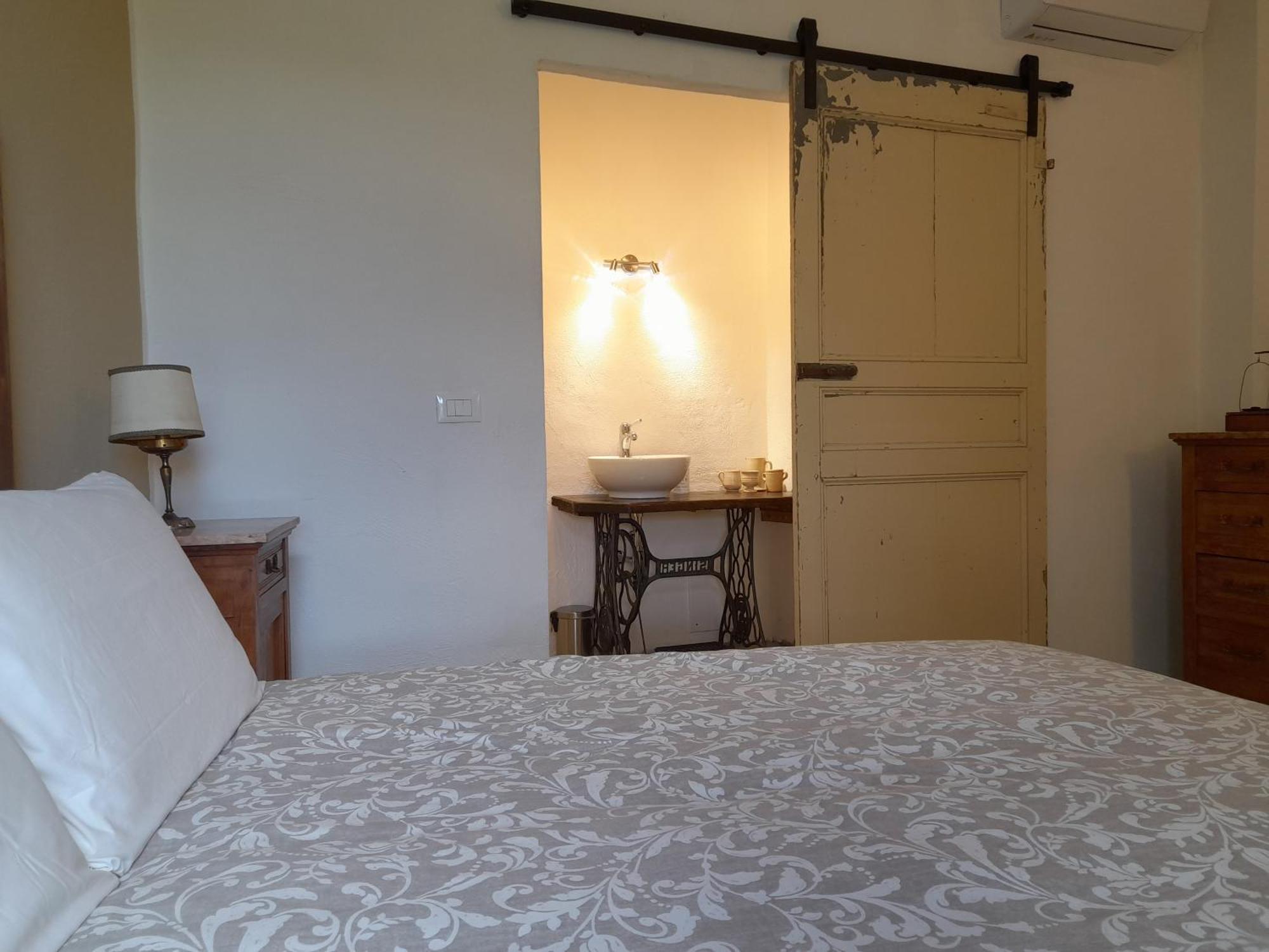 Madama Langa Country House Con Piscina Nelle Vigne Montelupo Albese Eksteriør bilde